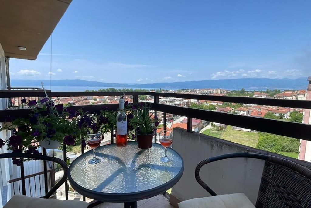 Stunning Lake And Mountain Views - Velkoski Apartments Ochrid Exteriér fotografie